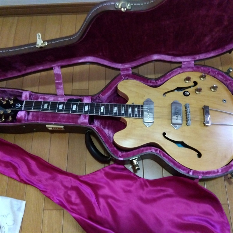 Epiphone Revolution casino john lennon limited editionの画像